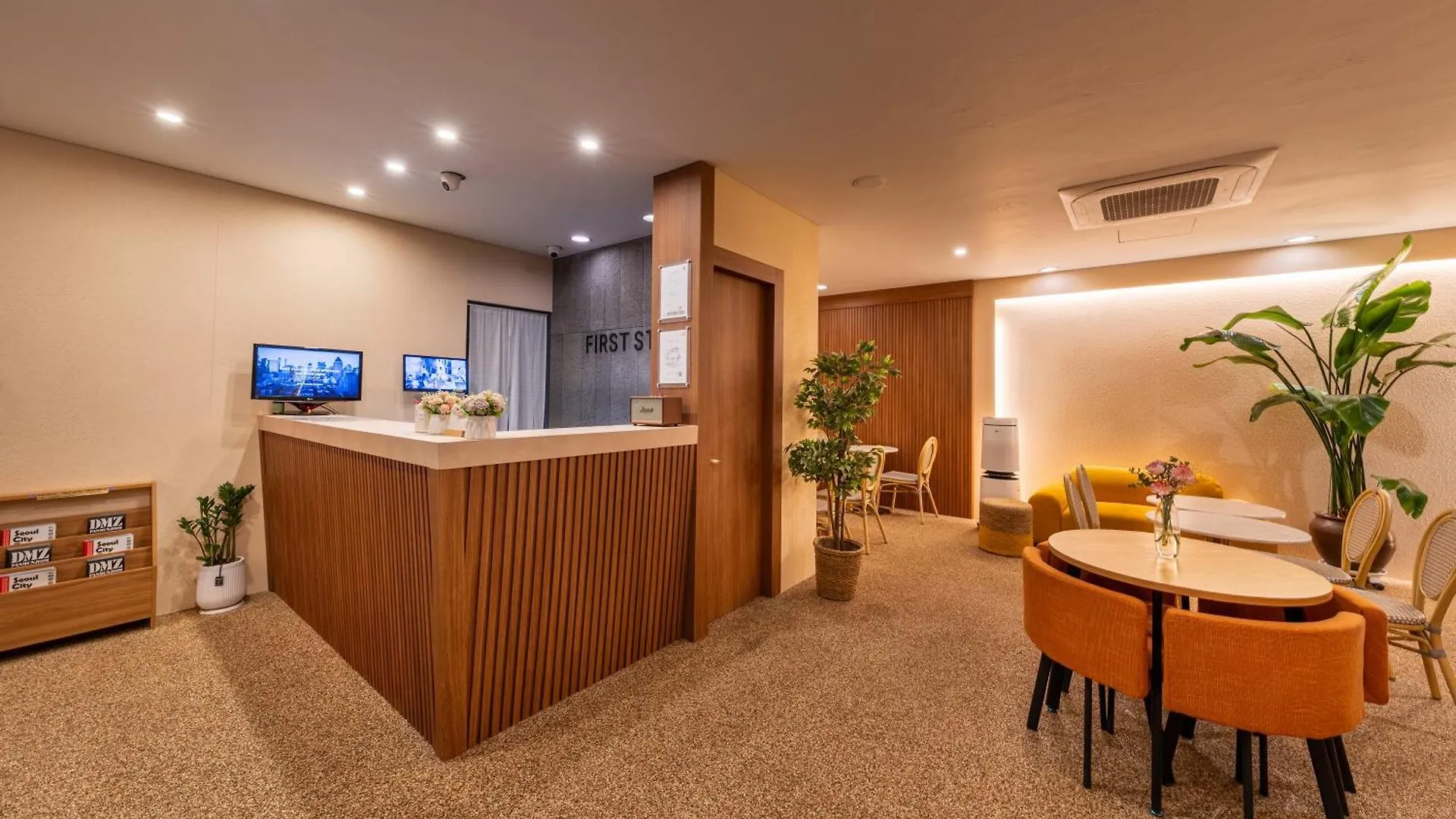 Hotel Firststay Hongdae Seoul