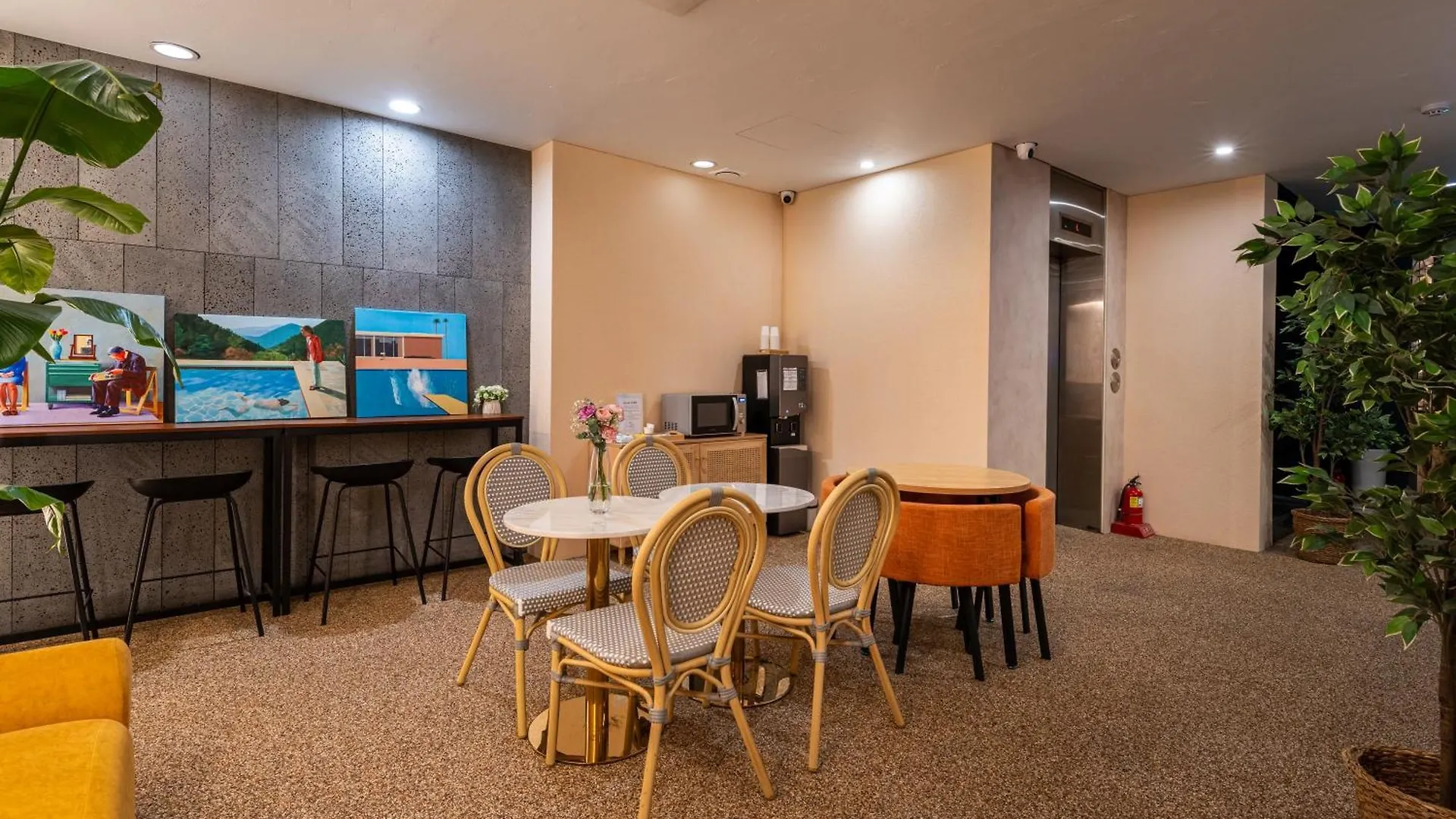 Hotel Firststay Hongdae Seoul