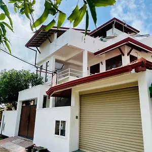 Guest house & Surf Negombo